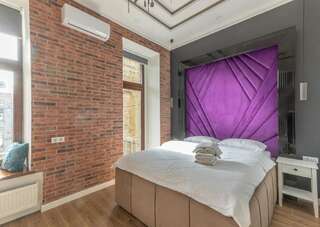 Апарт-отели Theatre Boutique Apart-Hotel Киев Люкс с балконом-1