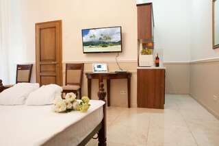 Апарт-отели Theatre Boutique Apart-Hotel Киев Роскошный номер-студио-5