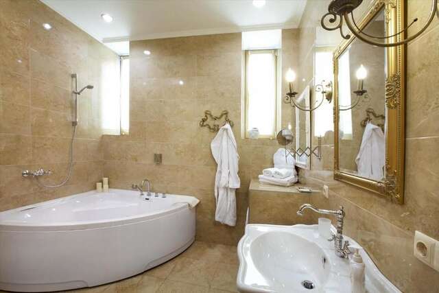Апарт-отели Theatre Boutique Apart-Hotel Киев-56
